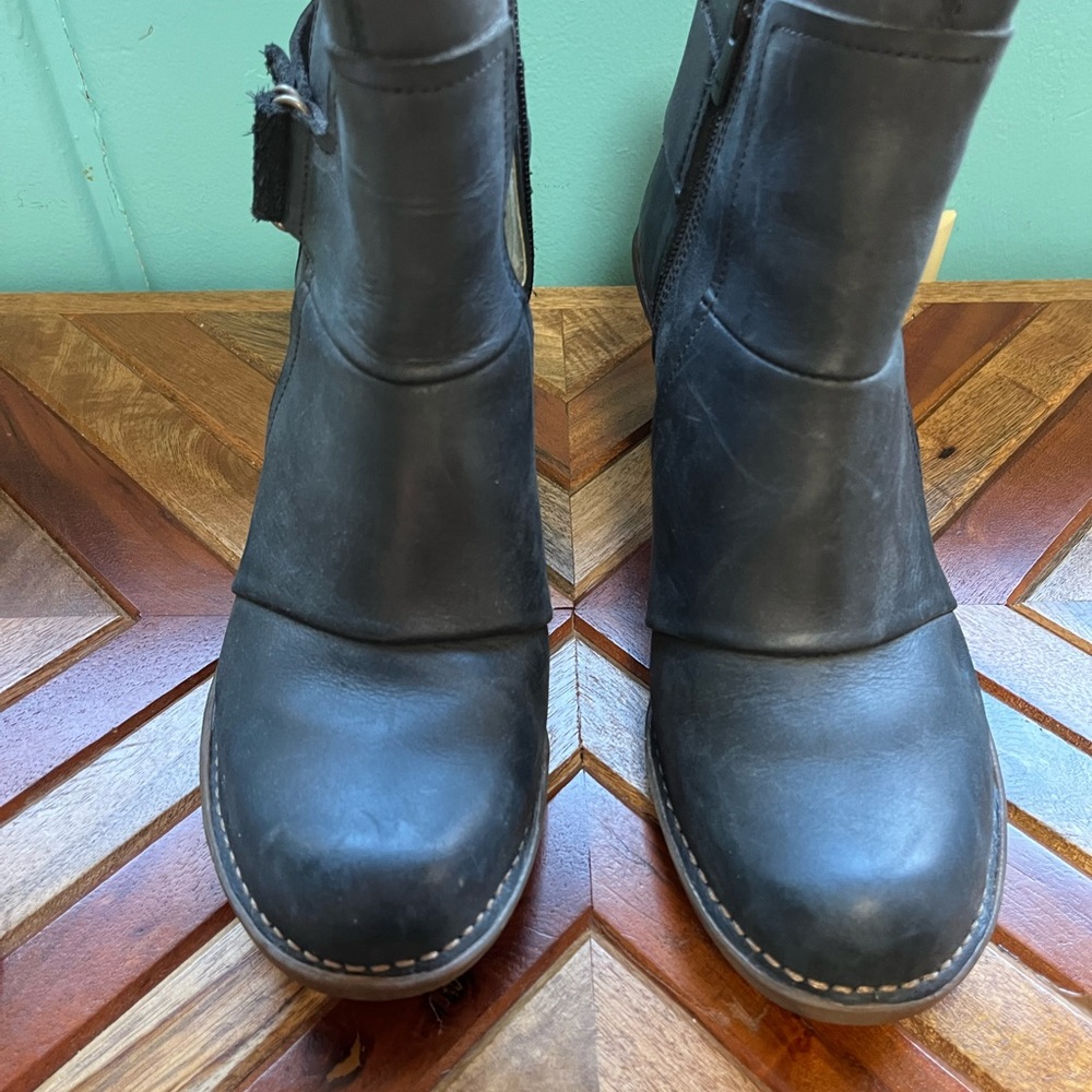 El Naturalista booties